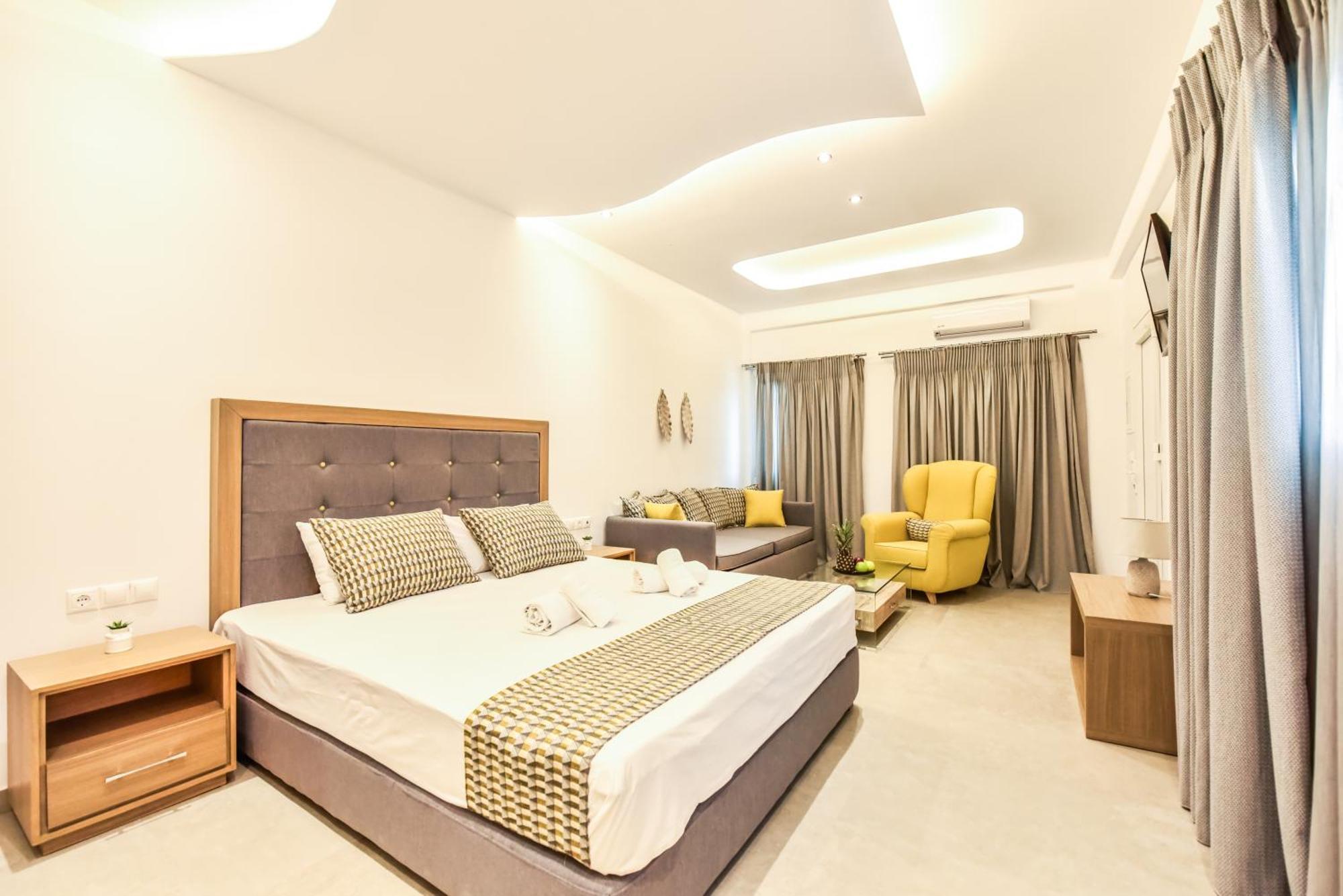 Queen Boutique Suites Mykonos Town Room photo